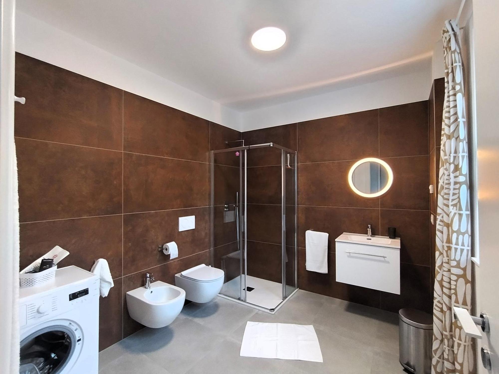 Active Wind Apartment Riva del Garda Ngoại thất bức ảnh