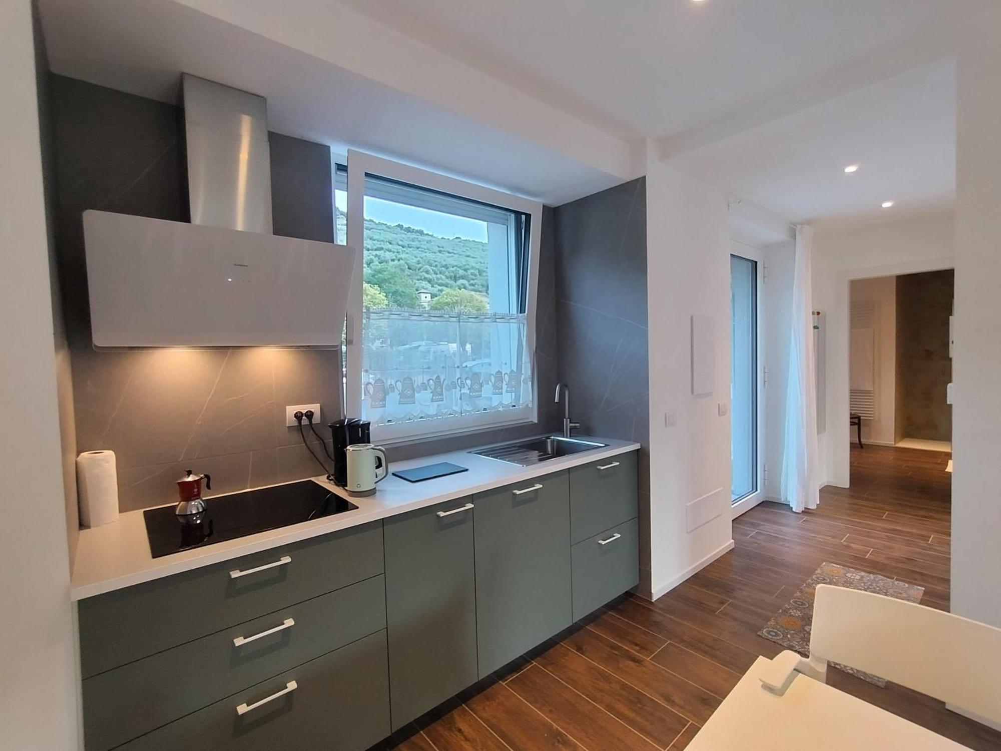 Active Wind Apartment Riva del Garda Ngoại thất bức ảnh